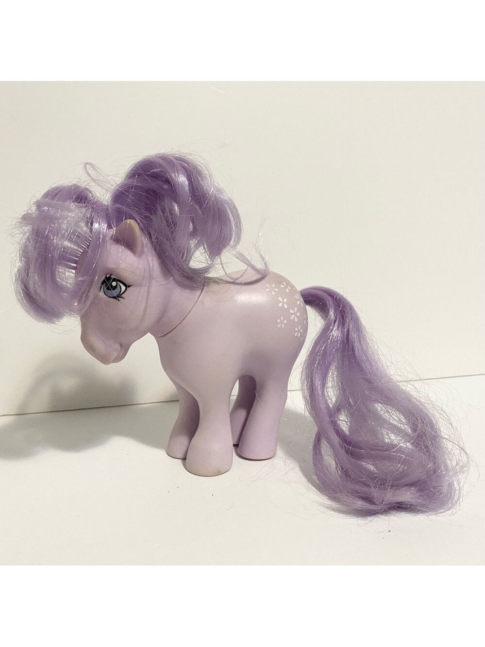 Vintage My Little Pony 1983 G1 Blossom White Flowers Pony Purple Horse MLP